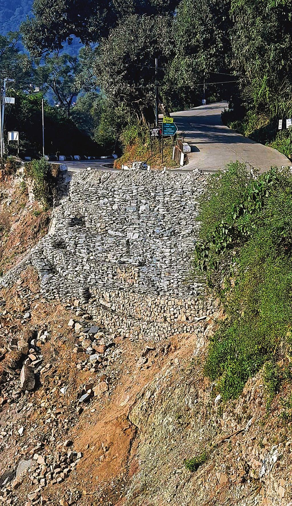 Retaining wall built along McLeodganj road sinking