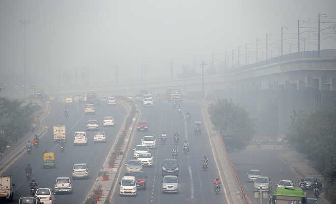 Marginal dip in pollution levels in Delhi, AQI in 'very poor' category