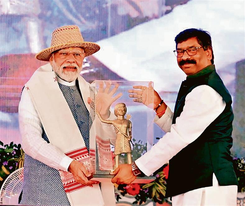 PM Modi makes tribal push in Jharkhand amid state elections