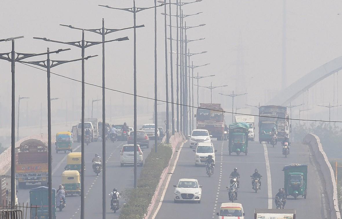 Delhi’s air quality improves slightly, but still ‘very poor’