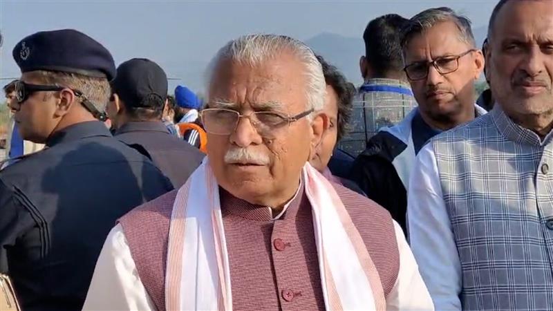 Polluted air isn't restricted by borders, collective responsibility of all to keep environment clean: Haryana CM Khattar