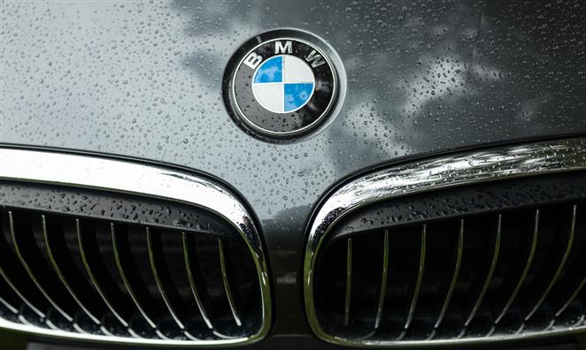 Delhi: Woman held for rash driving after injuring 4 with BMW