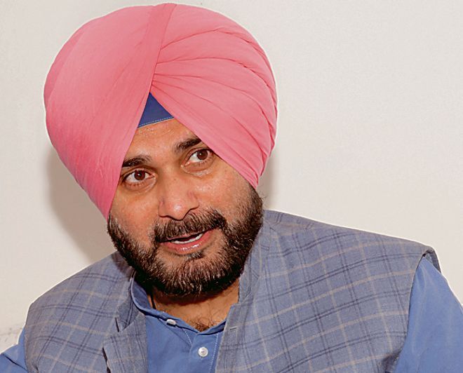 Navjot Singh Sidhu questions AAP govt over excise scam