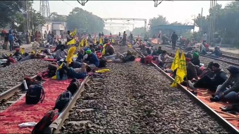Ex-servicemen squat on rail tracks for 12 hours in Punjab's Patiala; train movement hit