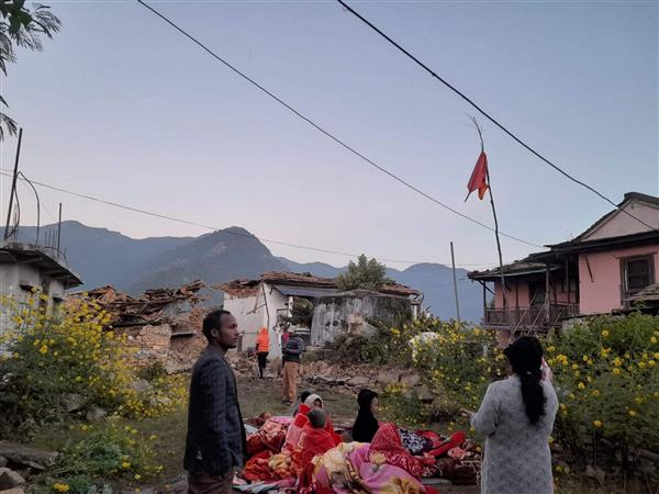 Nepal earthquake: Heart-wrenching videos, photos show locals' desperate search for their loved ones