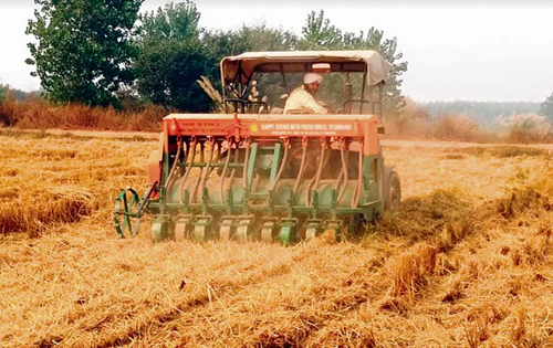 Help farmers access, maintain machinery effectively