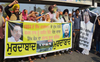 Anti-Sikh riot victims stage protest against Congress leaders