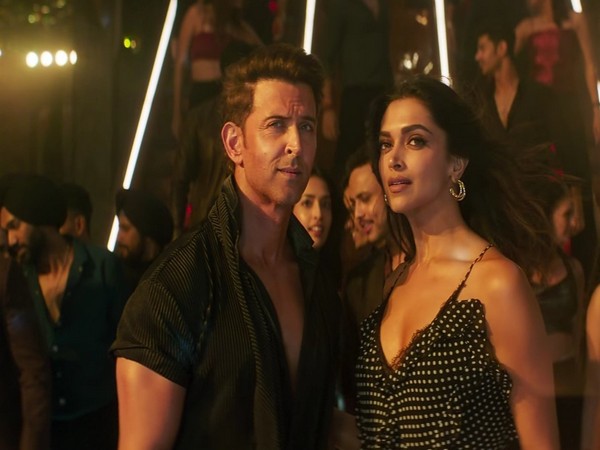 Hrithik Roshan, Deepika Padukone are sure you can't start a party without them, 'Sher khul gaye' from 'Fighter' is proof