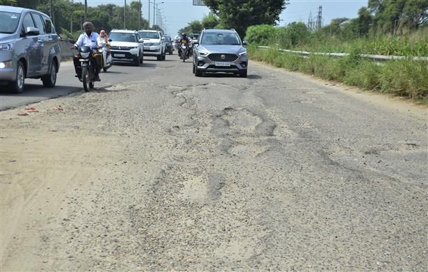 Principal Secy pulled up over poor state of roads