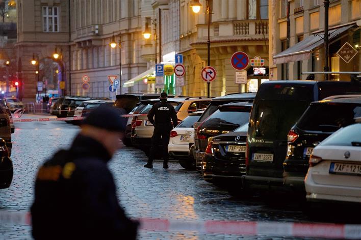 15 killed as gunman goes on rampage in Prague varsity, shot