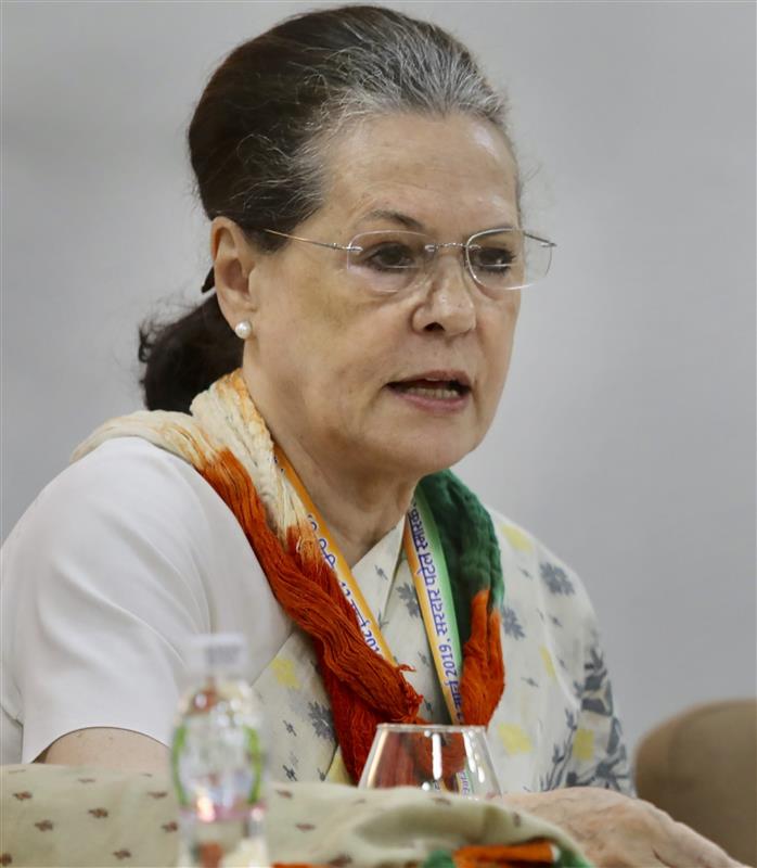 Govt strangulating democracy by suspending MPs: Sonia Gandhi