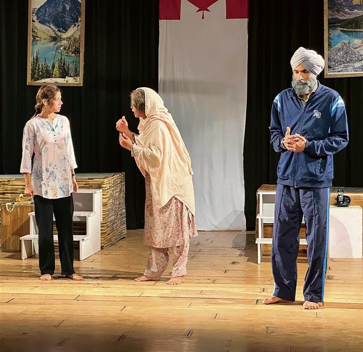 Theatre festival in in Patiala opens with play ‘Canada Da Laddu’
