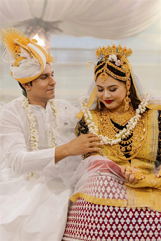 Randeep Hooda, Lin Laishram drop wedding pictures