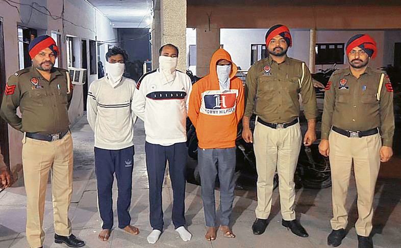 Mining Inspector abducted, thrashed in Fazilka, 3 nabbed