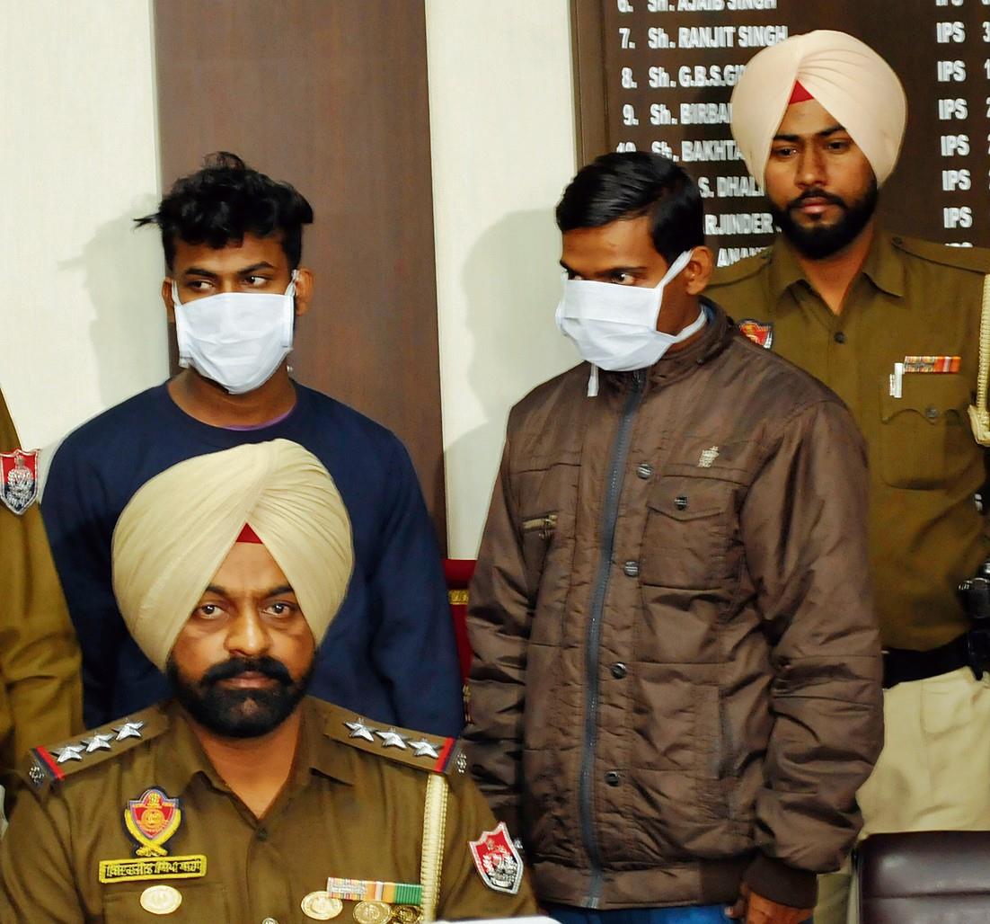 Amritsar police bust drug cartel, 5 held