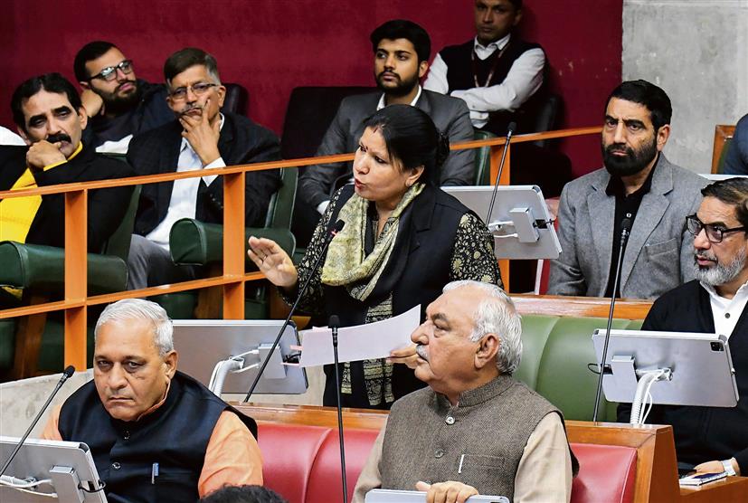 Congress moves privilege motion against Haryana Deputy CM Dushyant Chautala on Geeta Bhukkal's issue