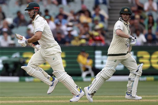 Australia recovers from poor 2nd-innings start to lead by 241 runs over Pakistan in 2nd test
