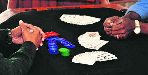 Cops nab 17 for gambling, seize Rs 44.7K from suspects
