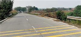 2 dozen Amritsar border bridges lack guardrails