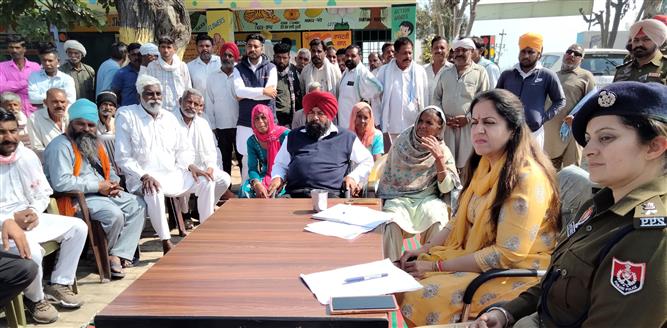 CM directs officials to monitor development in border villages