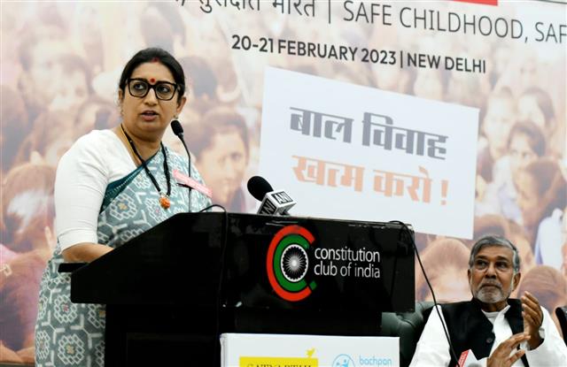 I've seen poverty but my parents didn't marry me off early: Smriti Irani