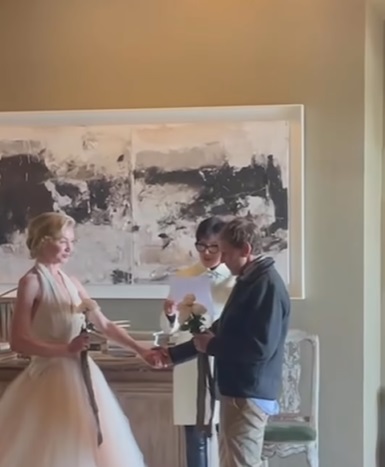 Watch: Ellen DeGeneres, Portia de Rossi renew wedding vows with Kris Jenner’s help