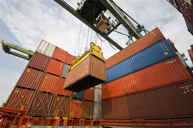Exports dip by 6.58 per cent in January; trade deficit lowest in 12 months at USD 17.75 billion