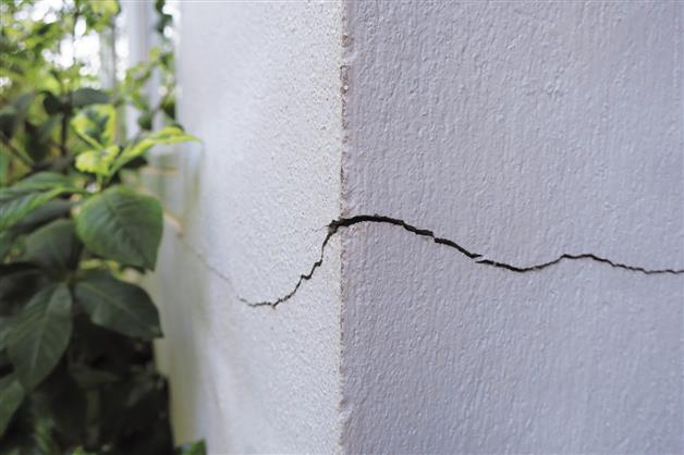 5 families evacuated after house develops cracks in J-K’s Ramban
