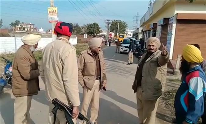 2 open fire, snatch bike from students in Jalandhar