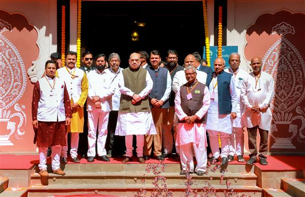 Aim must be to win all 48 Maharashtra Lok Sabha seats, Amit Shah tells BJP workers; slams Uddhav for 'surrendering' at Sharad Pawar's feet