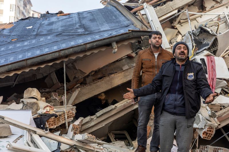 3 die, over 200 hurt as 6.4-magnitude quake hits Turkey, Syria