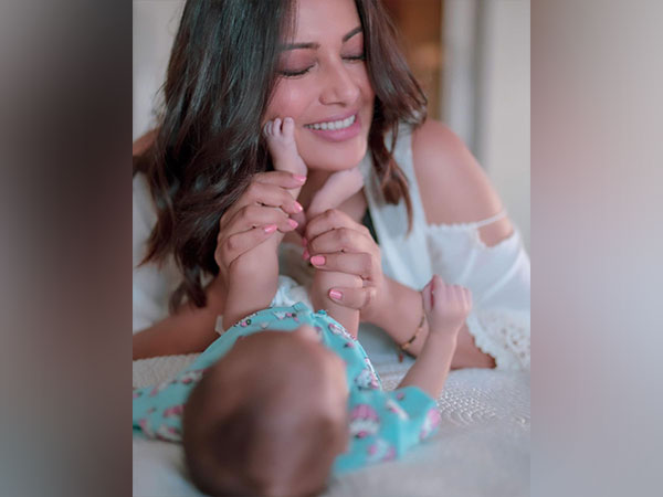 Bipasha Basu is ‘so over the moon’ as daughter Devi turns 3 months old