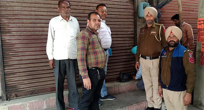 Amritsar Civic body seals 16 shops of tax defaulters