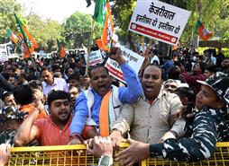 Excise policy scam: BJP intensifies protest against Kejri, Cong seeks his resignation