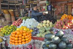 Artificially ripened fruits on sale risk health of residents in Amritsar district