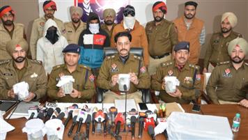 3 members of gang nabbed with ~8.4L in fake currency