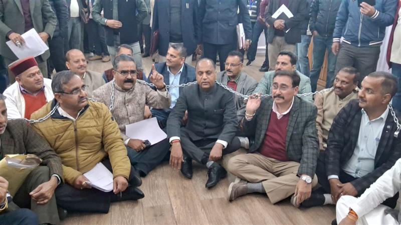 It's time Jai Ram Thakur comes out of aura of being a CM; not puppets that we will take orders from BJP: Congress