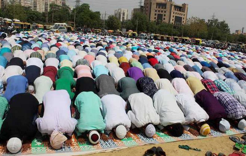Ramzan moon not sighted, Muslims in India to begin fasting from Friday