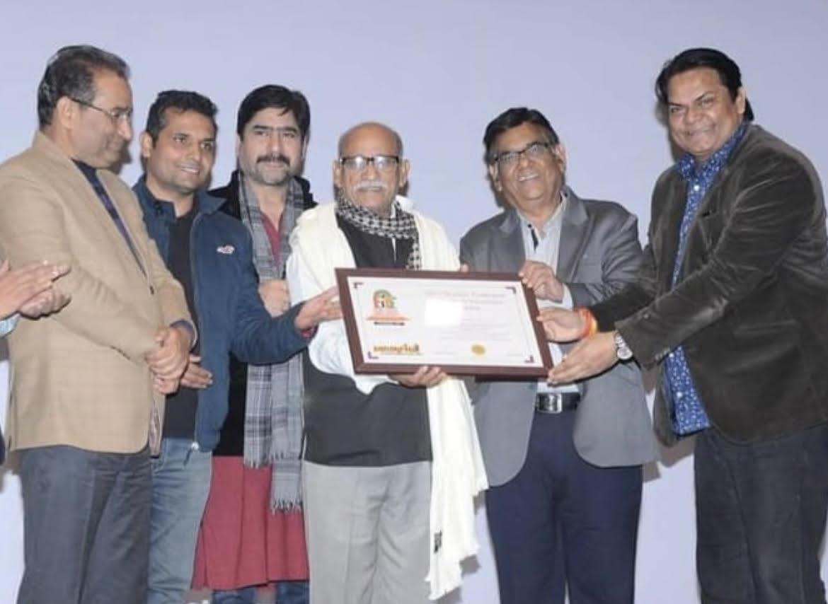 Haryanvi film artistes shocked at Satish Kaushik's death