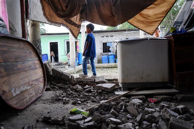 14 dead, 380 injured as magnitude 6.8 earthquake shakes Ecuador