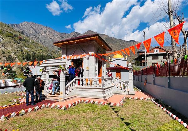 Shah e-inaugurates Sharda Devi temple, says reviving old culture