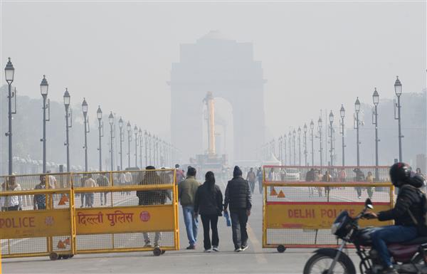 What causes night smog during winters in New Delhi; scientists explain