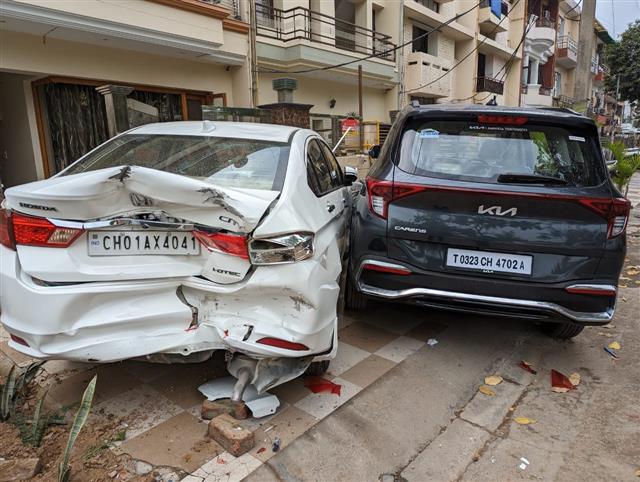 Girl rams SUV into 3 vehicles in Chandigarh's Sector 37