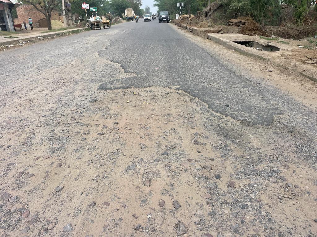 Despite repair, potholes galore on Ballabgarh-Sohna highway