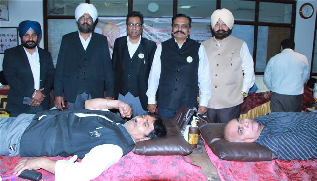 167 donate blood at Chandigarh District Courts