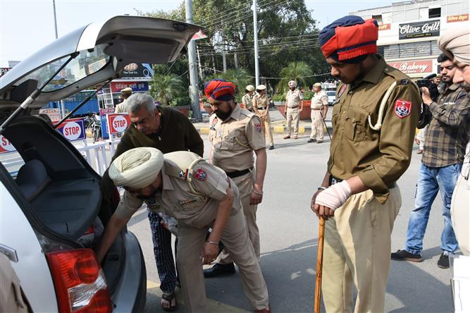 Day afte crackdown on Amritpal Singh, more boots on the ground in Jalandhar