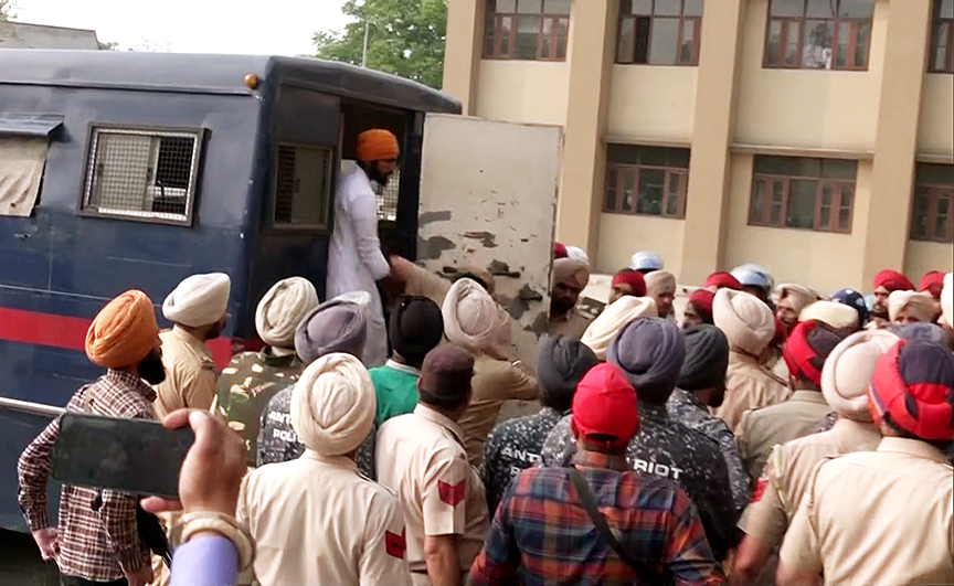 Crackdown on Amritpal Singh ordered after Centre's 'assurance' to Punjab Govt
