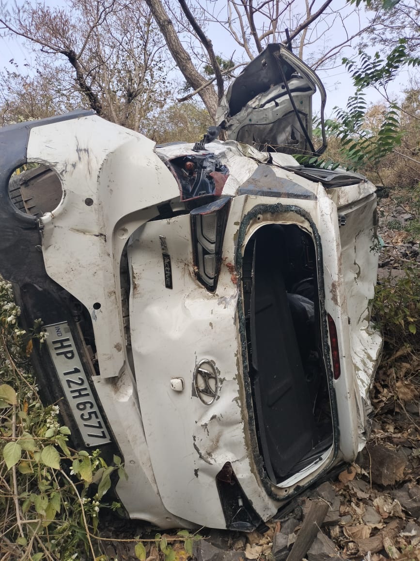 Three youths killed as car plunges into gorge on Kasauli-Parwanoo link road
