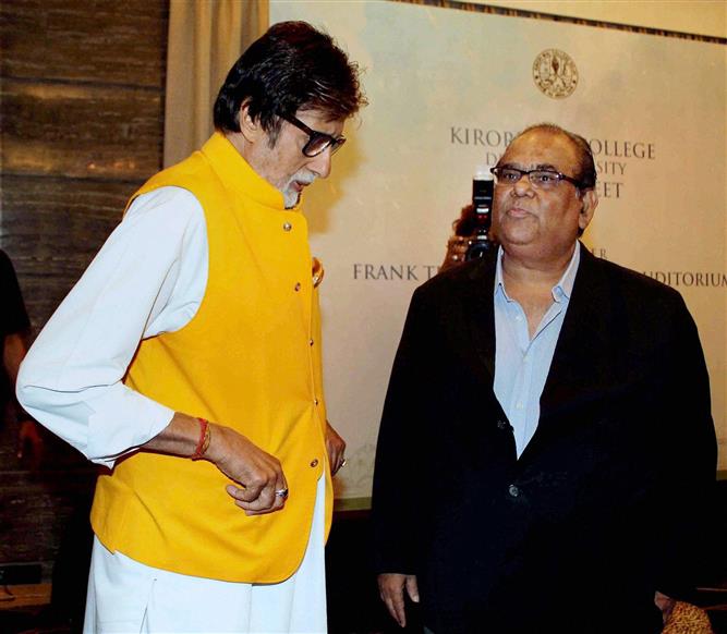 Amitabh Bachchan pays tribute to Satish Kaushik, calls him ‘most accomplished artist’