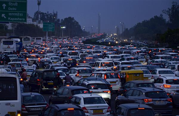 'Seems like whole Delhi has choked': Commuters face traffic snarls for third day on trot